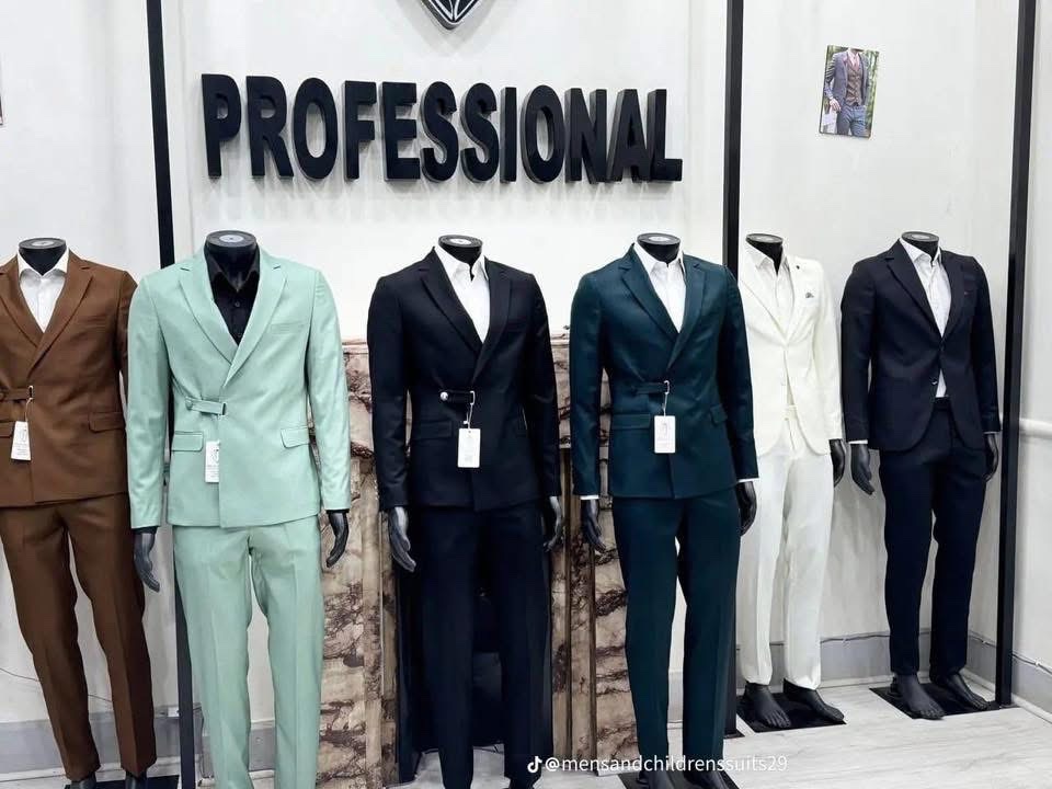 Veste complet  — Mode & Vêtements à vendre sur MOJO