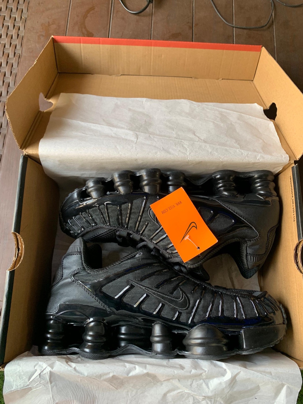 Nike shox  — Chaussures à vendre sur MOJO