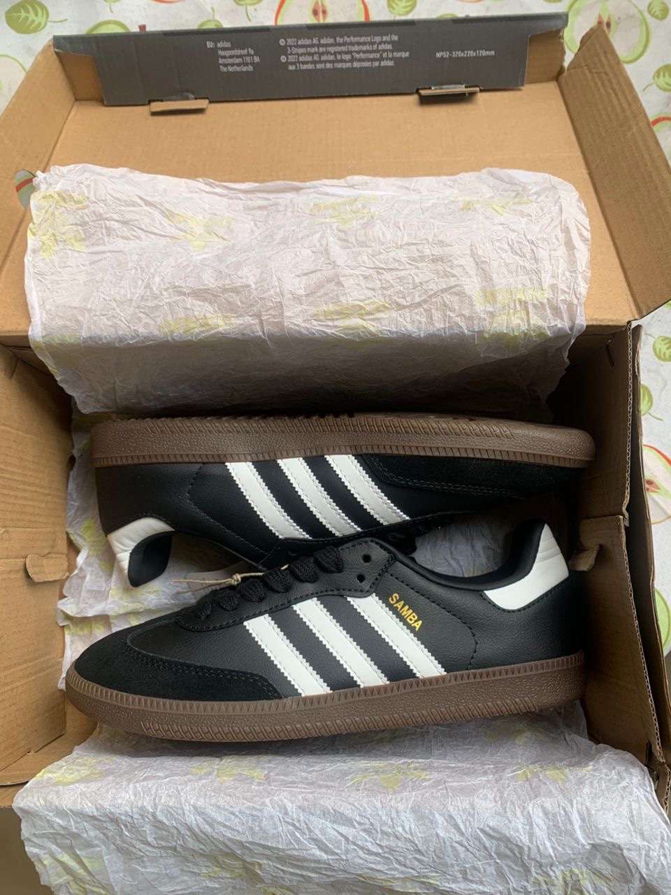 Samba — Chaussures à vendre sur MOJO