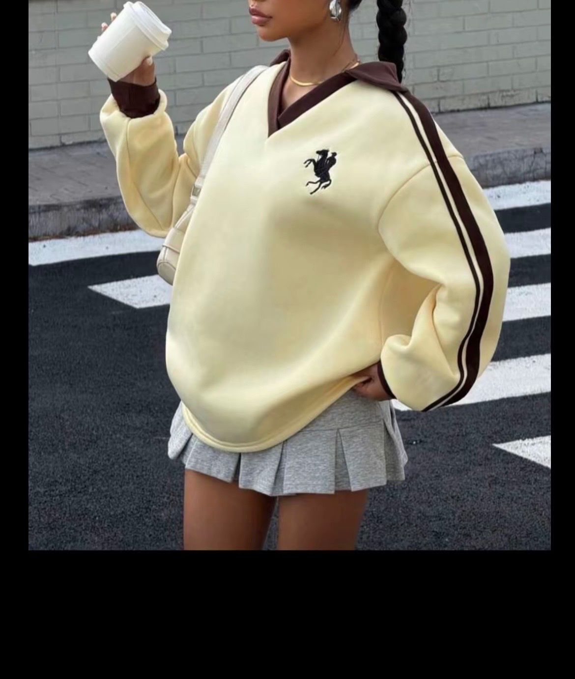 Pull — Mode & Vêtements à vendre sur MOJO
